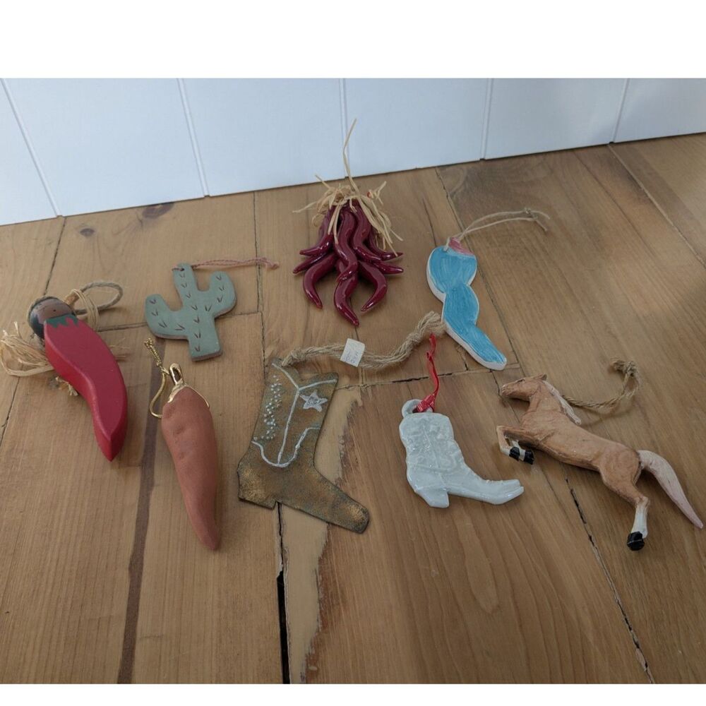 Mixed lot of 8 South Western Themed Christmas Ornaments